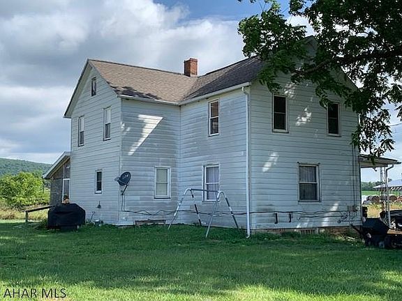 3rd image of 448 Rose Ln