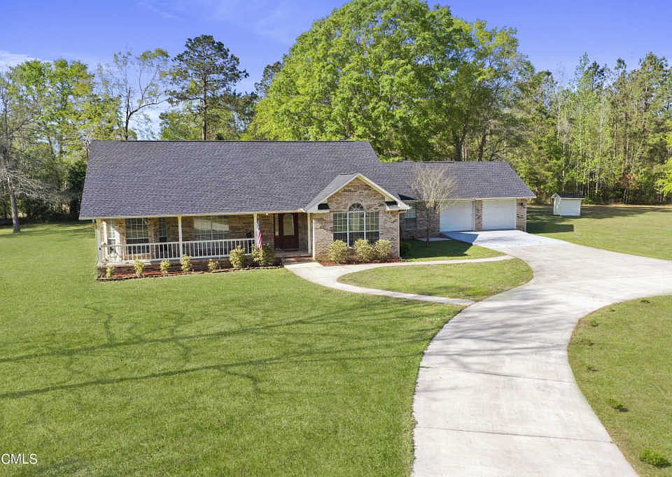 1st image of 17001 River Heights Dr