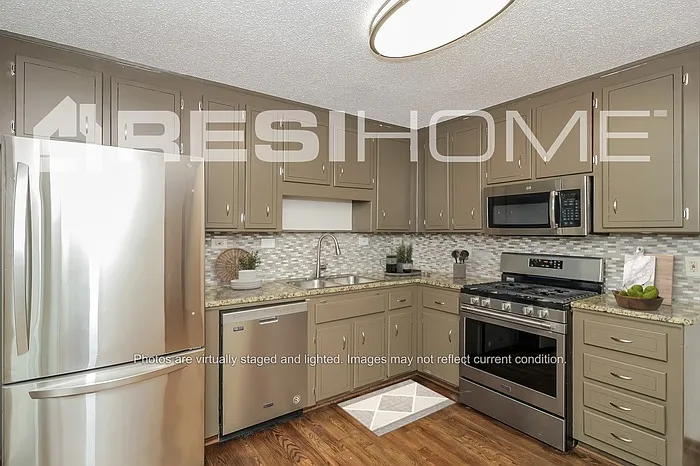 4 bed, 2.0 bath, 1762 sqft, $2,345 — Photo 2