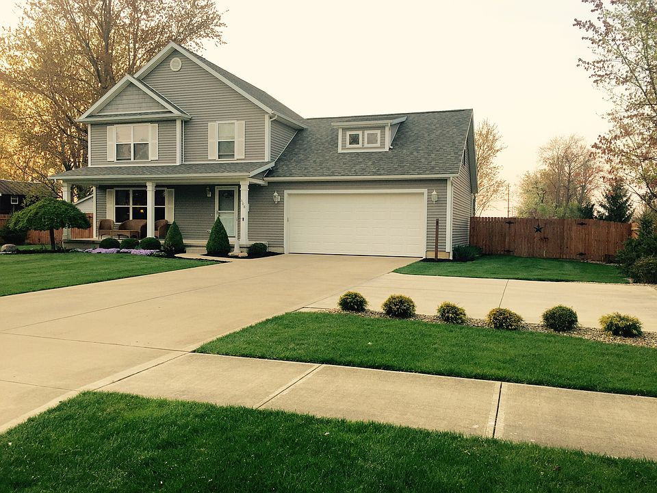 1st image of 608 W Herrick Ave