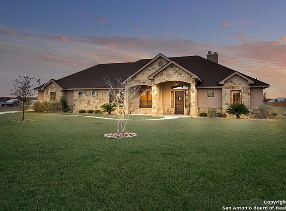 2nd image of 116 Abrego Mount Dr