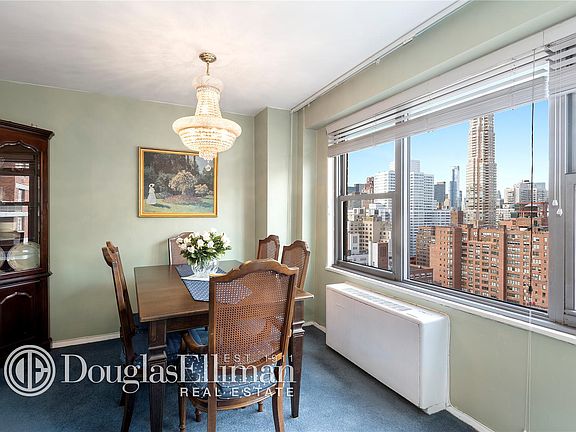 5th image of 360 E 72nd St APT C2305