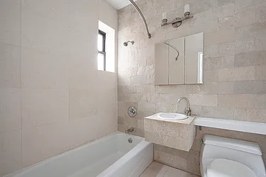 Rented by R New York
