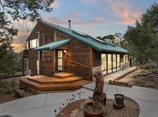 4 Del Oso Ln, Cedar Crest, NM 87008