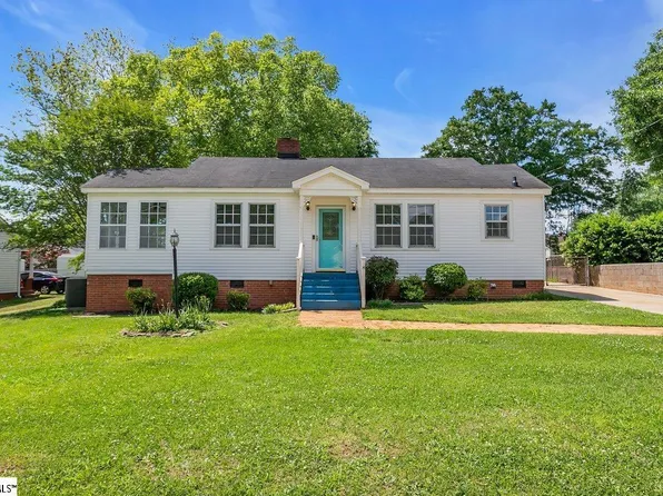 14 N Haven Dr, Greenville, SC 29617