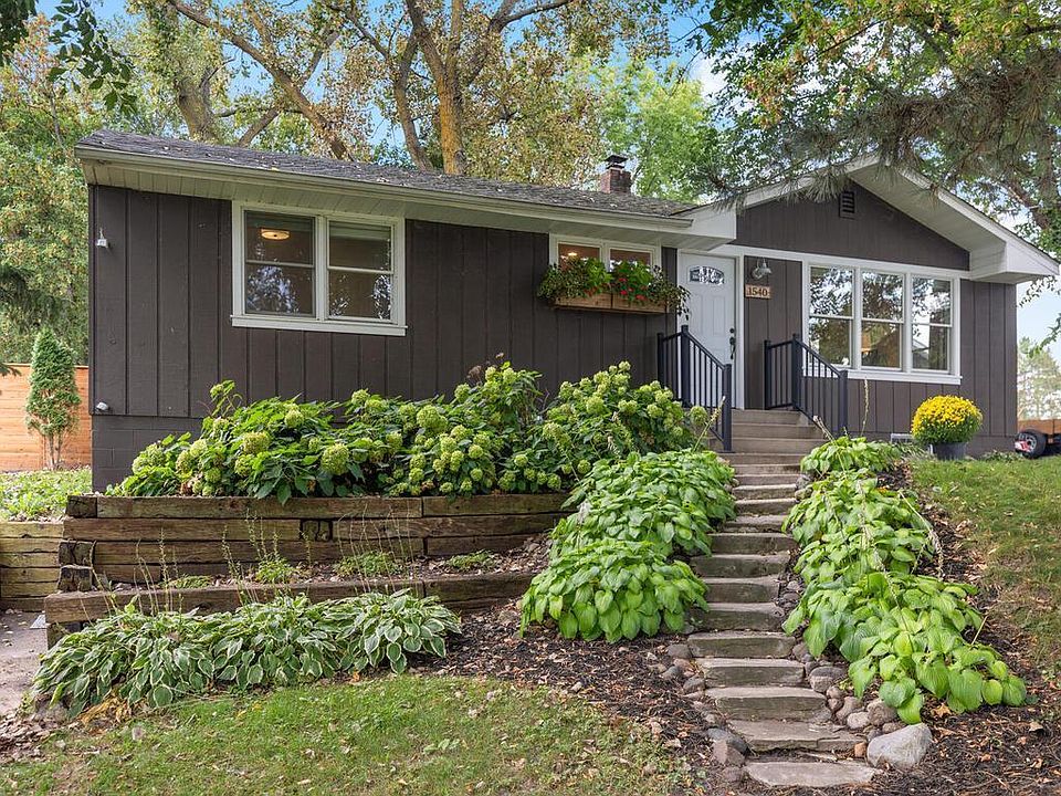 1st image of 1540 Peltier Lake Dr