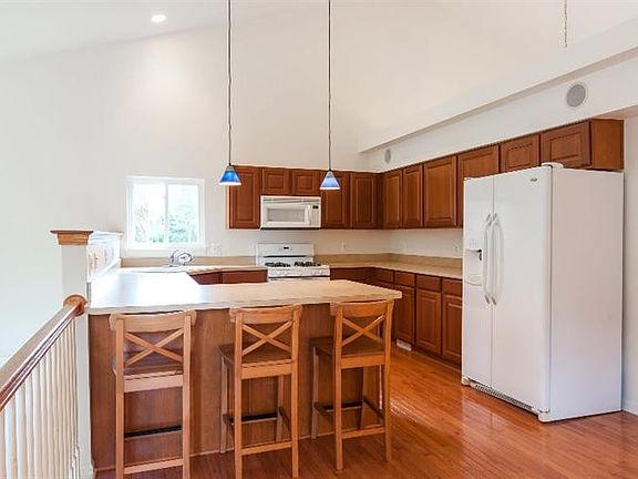 5th image of 8569 Parkridge Dr