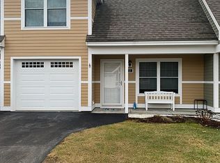 22 Agatha James Dr, Kennebunk, ME 04043