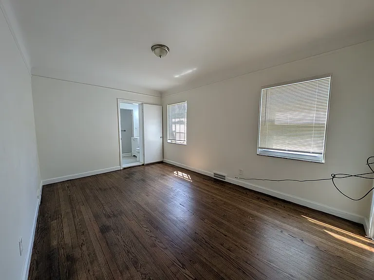 17530 Roselawn St #1 — Photo 13