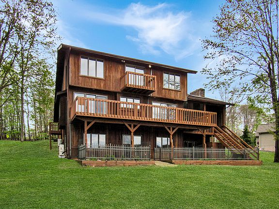 4th image of 16155 Treasure Lake Rd