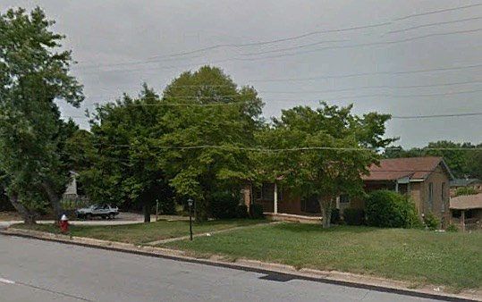 2nd image of 3008 N Main St