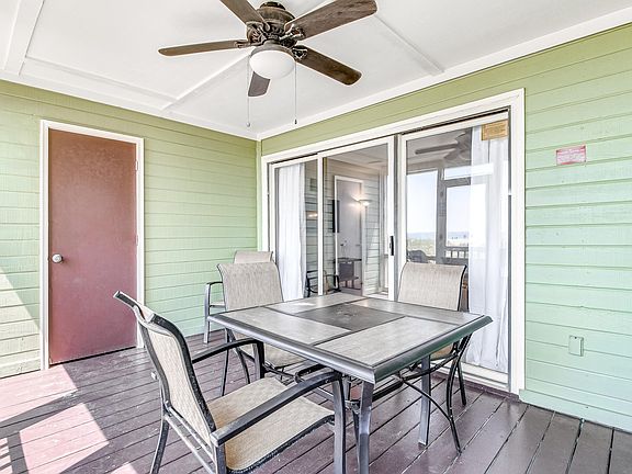 3rd image of 1200 Palmetto Dr #12-B