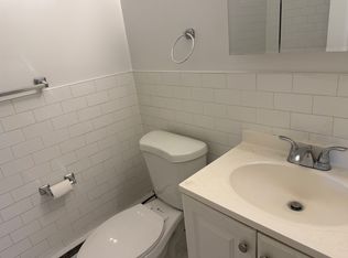 159 Nassau Ave APT 1D, Islip, NY 11751