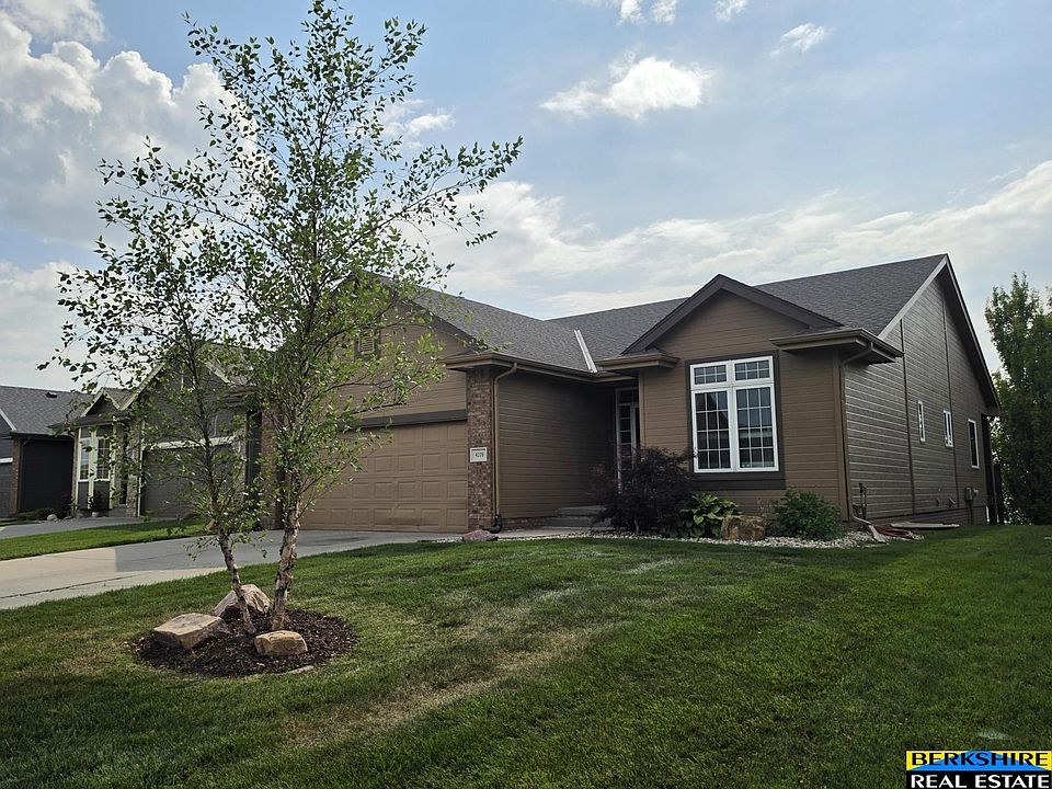 1st image of 4276 N 176th Ave