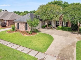 5834 Cherryridge Dr, Baton Rouge, LA 70809