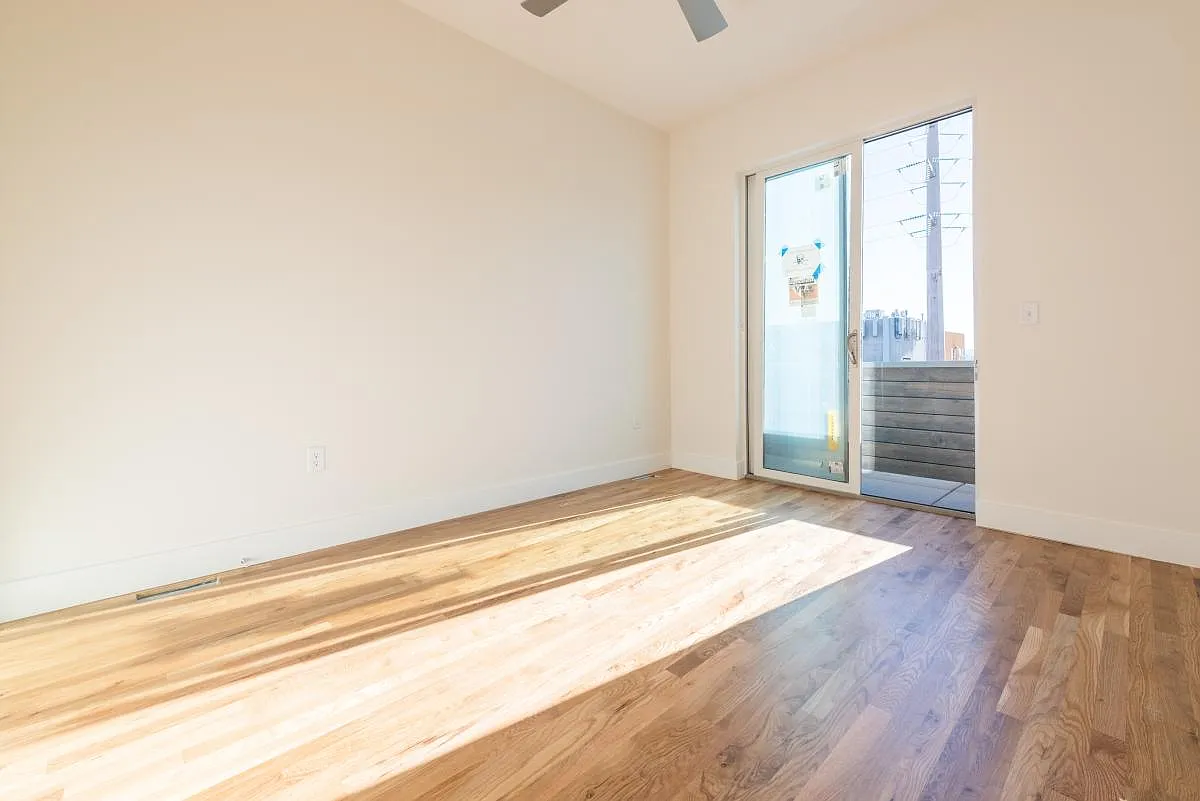 Master Bedroom, balcony - 2530 28th St #114