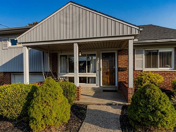 3rd image of 5778 Green Acres Ct