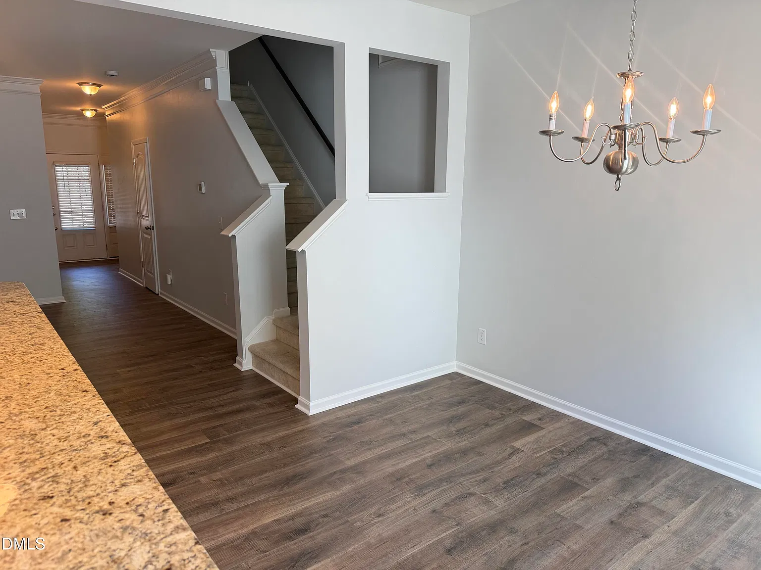 3 bed, 2.5 bath, 1600 sqft, $1,775 — Photo 4