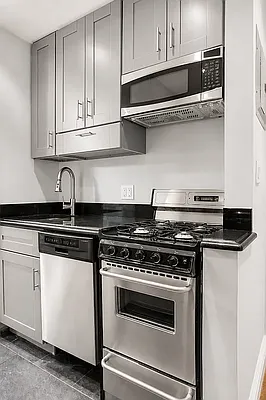 Kitchen, photo 1