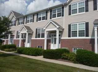 2257 Beresford Dr, Yorkville, IL 60560