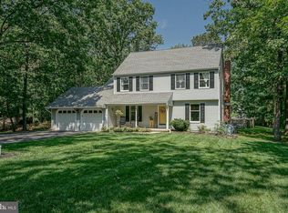 123 Strawberry Dr, Shamong, NJ 08088