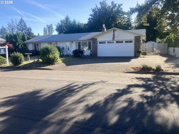 18887 Oaktree Ave, Oregon City, OR 97045