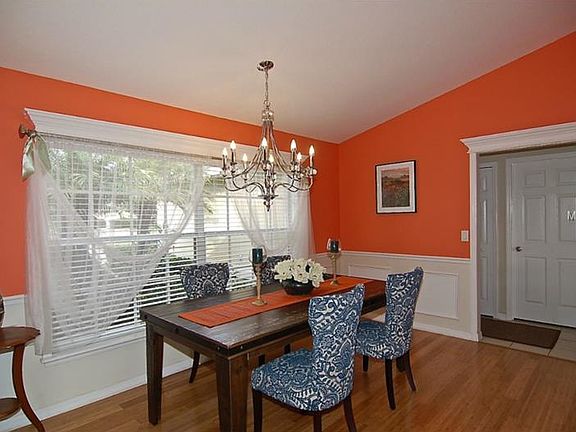 3rd image of 6124 Oak Shore Dr