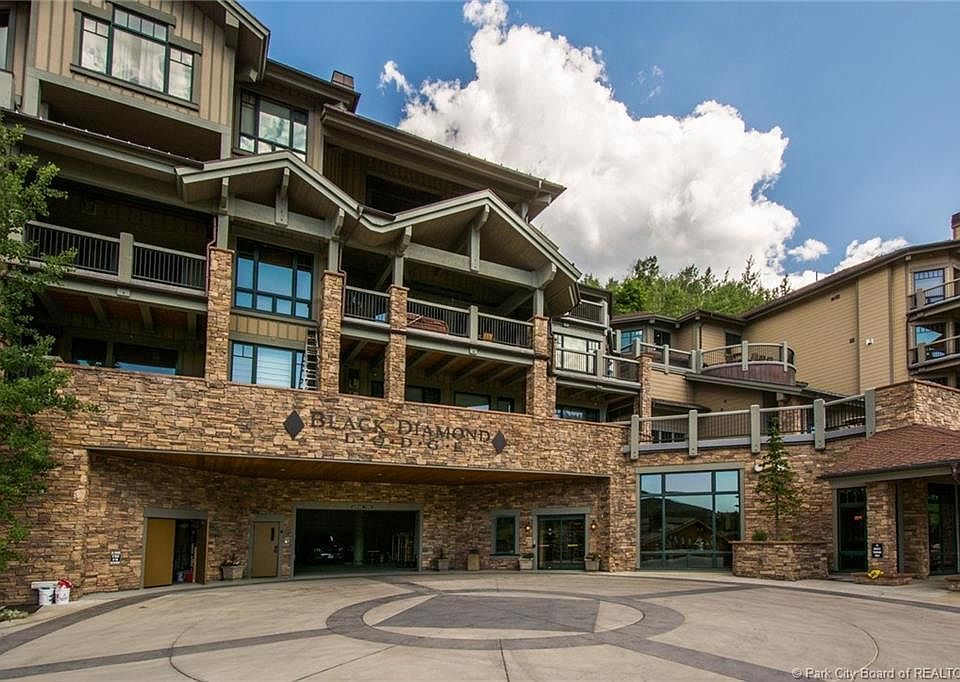 1st image of 2280 Deer Valley Dr #243