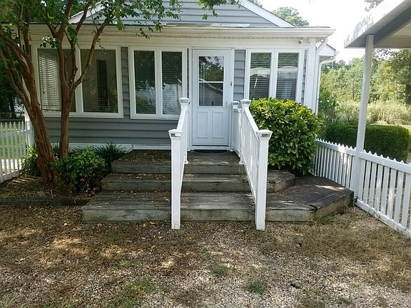 Driveway home entrance