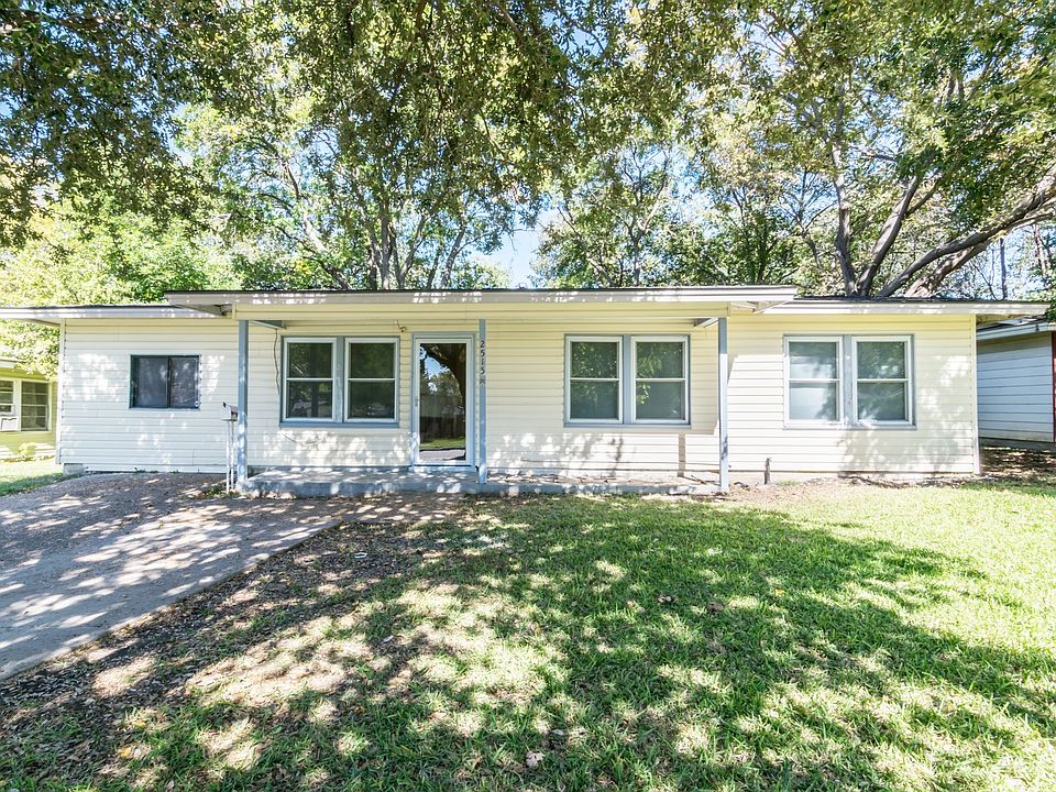 1st image of 2515 Greenhurst Dr