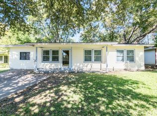 2515 Greenhurst Dr, Farmers Branch, TX 75234