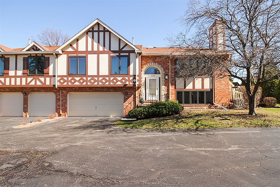 1st image of 9235 Drummond Dr