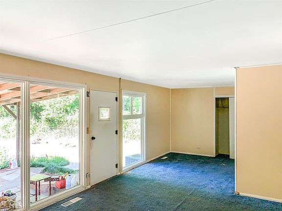 4th image of 608 Hale Ave
