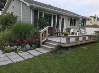 42 June Ave, Bayville, NY 11709