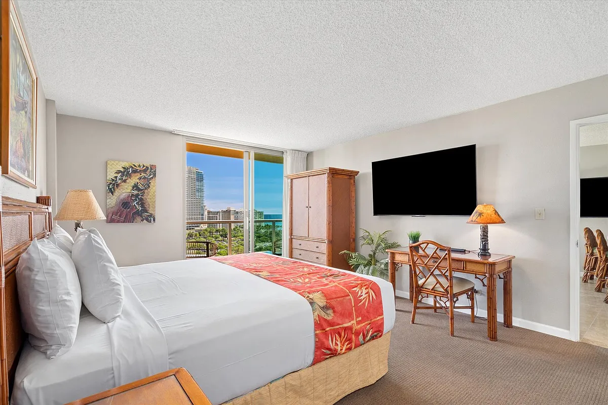 Building Photo - 2045 Kalakaua Ave #1207