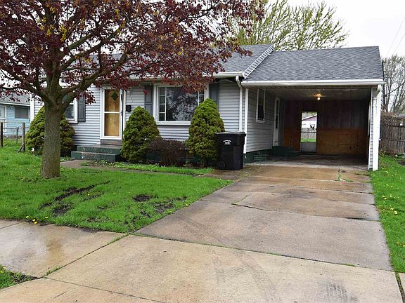 2nd image of 111 Walton Ave