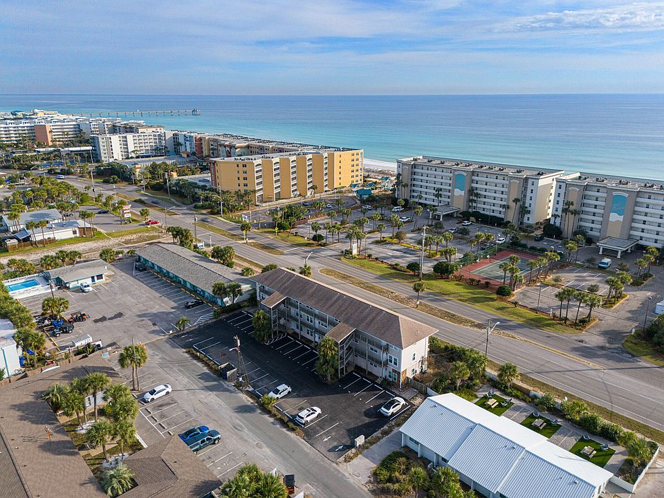 1st image of 304 Barracuda Ave Unit 202