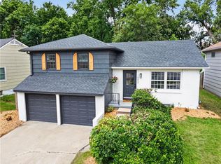 1002 E 79th St, Kansas City, MO 64131