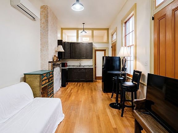 4th image of 1920 Euterpe St Unit A