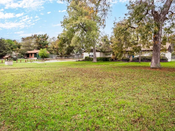 6105 Hollis Ave, Dallas, TX 75227