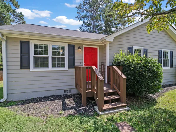 297 Martin Luther King Jr Dr, Winder, GA 30680