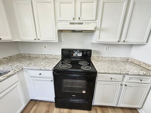 4th image of 1734 Bob White Ln SE #1734