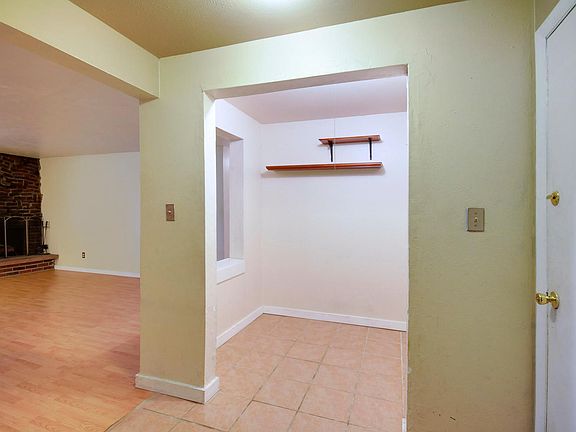 5th image of 1270 N Marion St APT 112