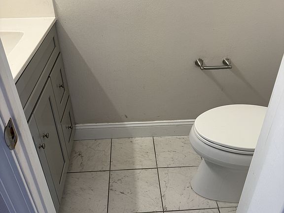5th image of 696 Tyner St Unit 33