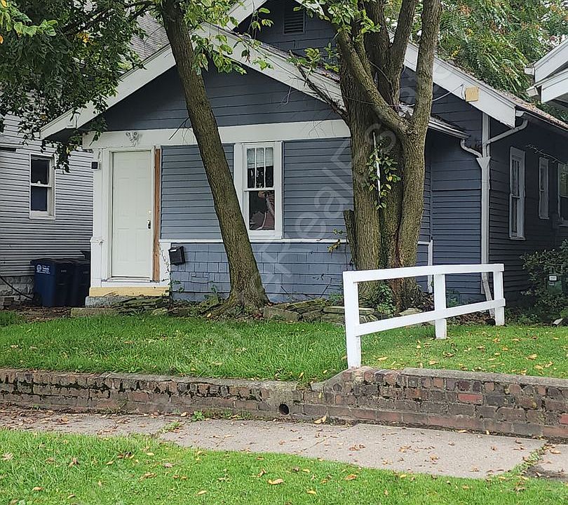 1st image of 1705 Marlow Rd