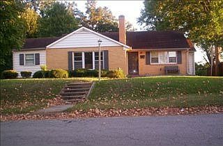 2nd image of 158 Guilford St
