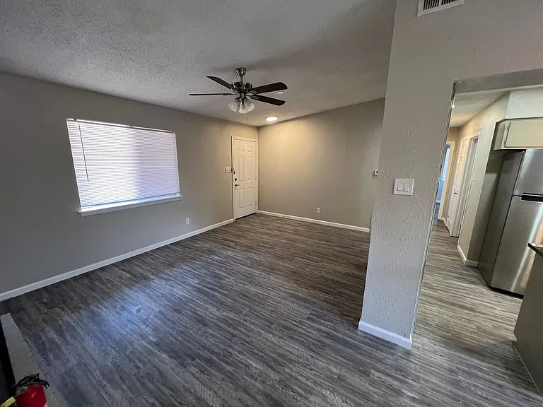 8902 Little Walnut Pkwy — Photo 8