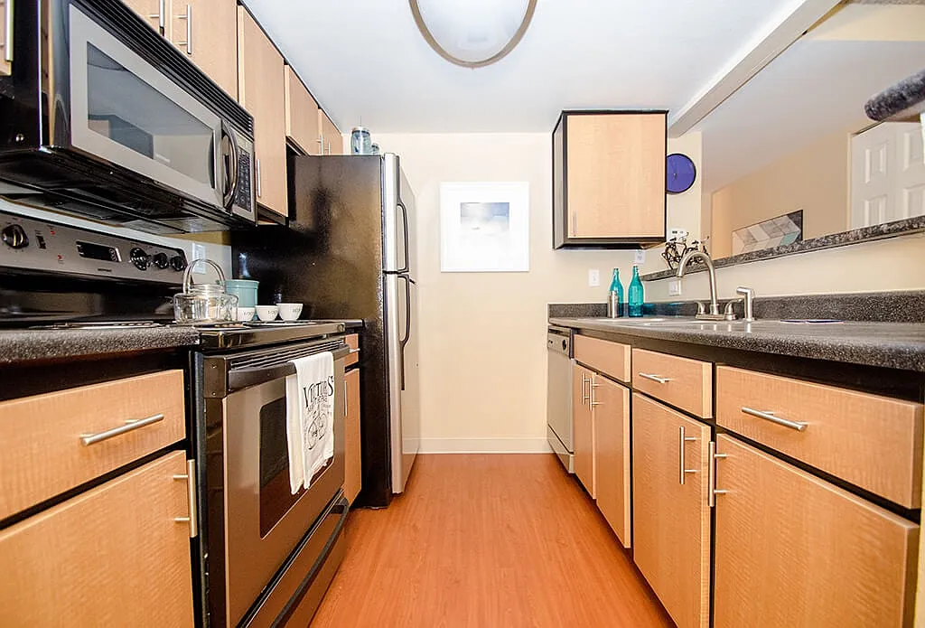 Sky Rock Apartments — Photo 1