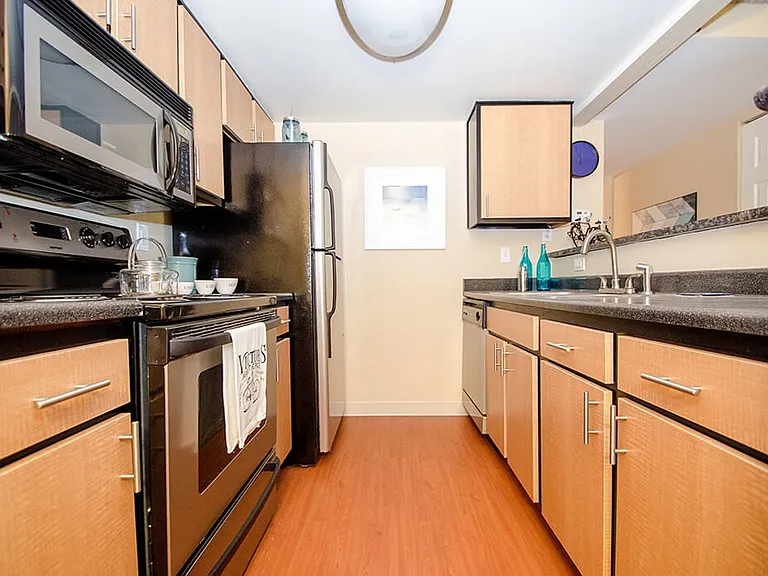 Sky Rock Apartments — Photo 1