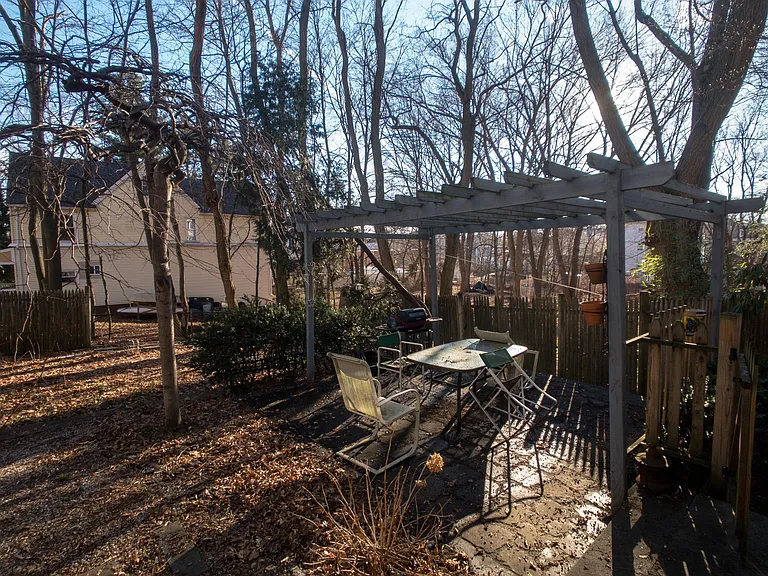 45 Irving St #2 — Photo 11